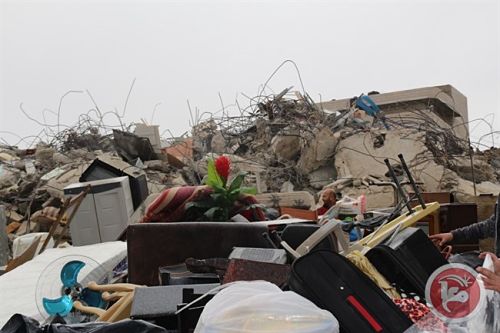 30 Palestiniens sans abri après la démolition de leur maison à Jérusalem (vidéos)